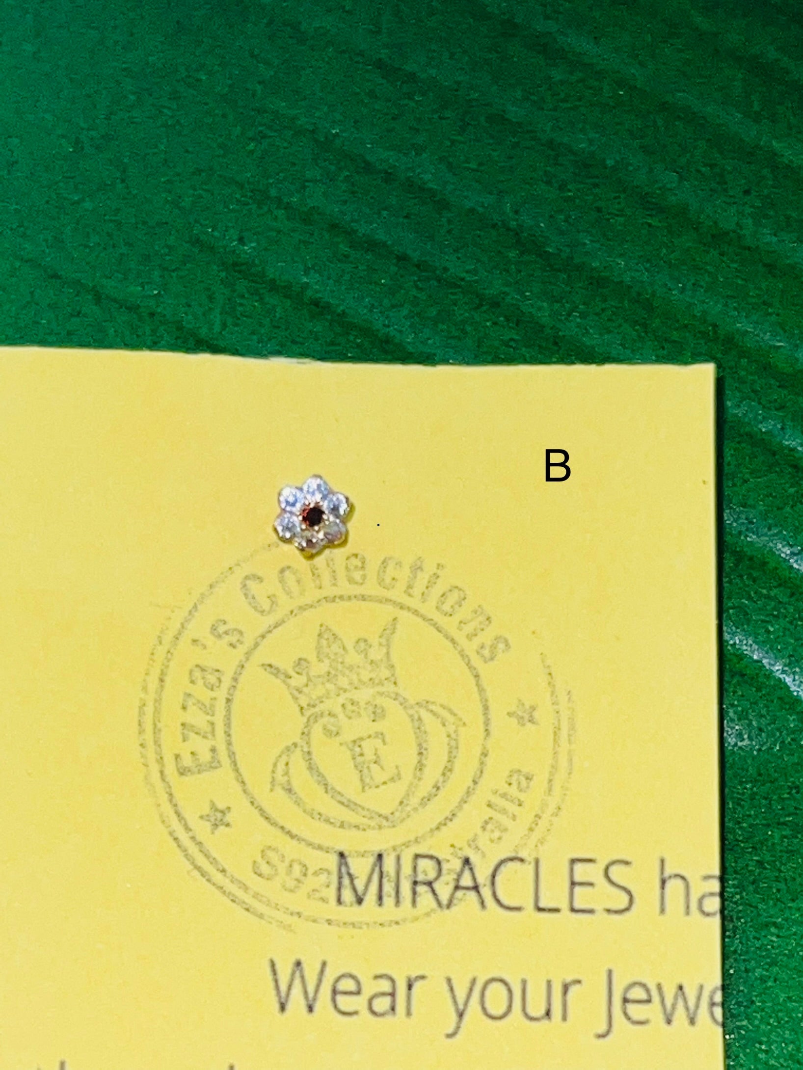 Nose studs (fine solid 21 carat gold)