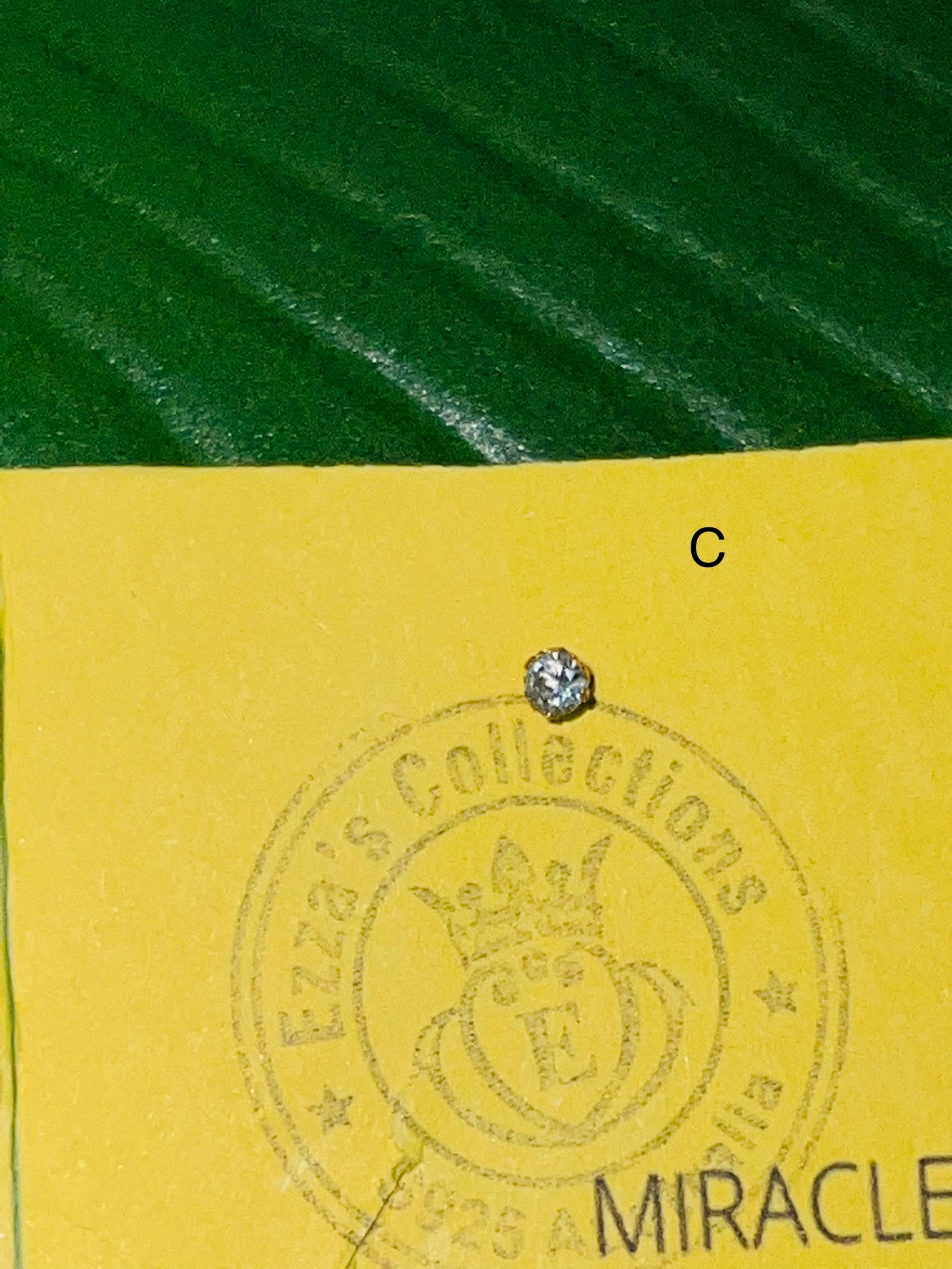 Nose studs (fine solid 21 carat gold)