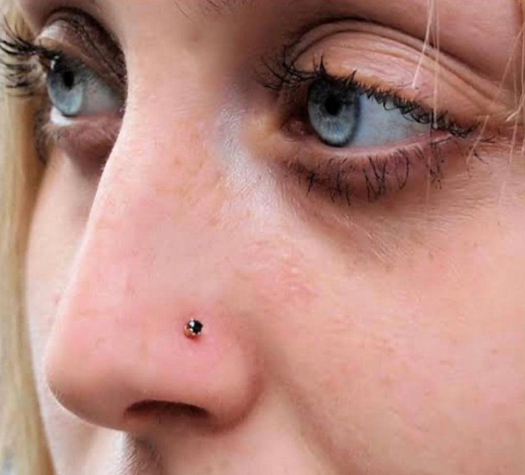 Nose studs (fine solid 21 carat gold)
