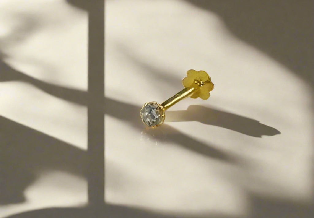Nose studs (fine solid 21 carat gold)
